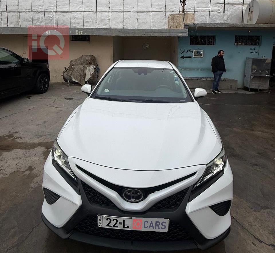 تۆیۆتا کامری